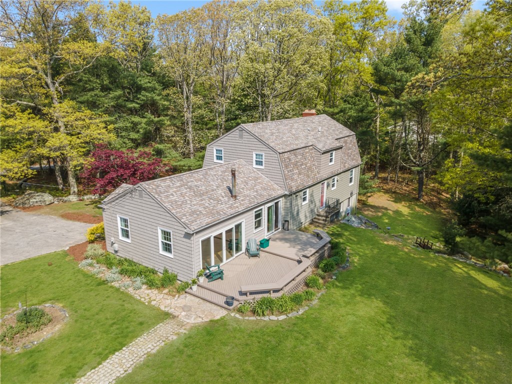 238 Nipmuc Road Scituate, RI 02825 - Photo 7 of 50