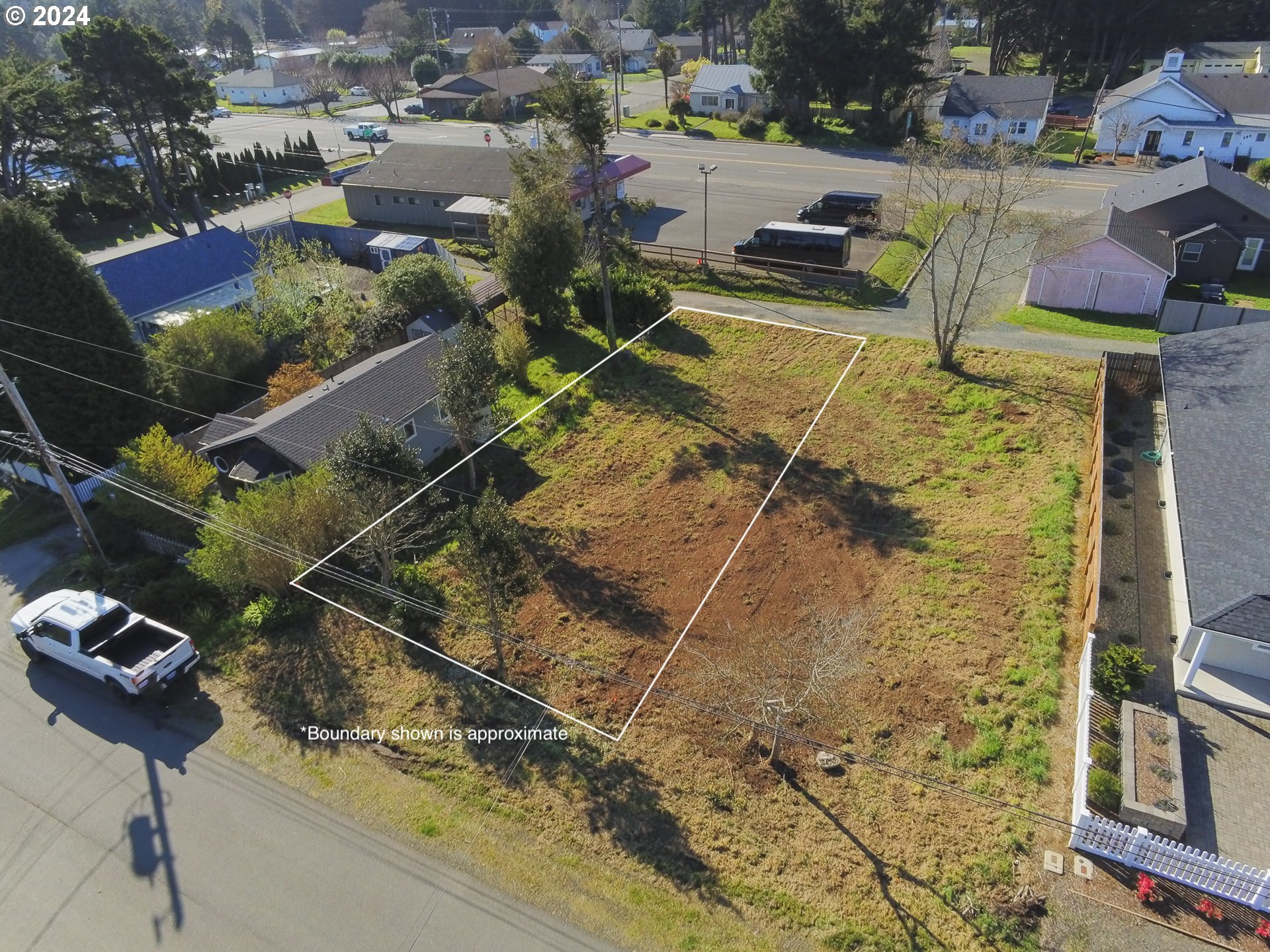 1st Street Southeast, Unit 7800 Bandon, OR 97411 - Photo 7 of 8 a view of swimming pool