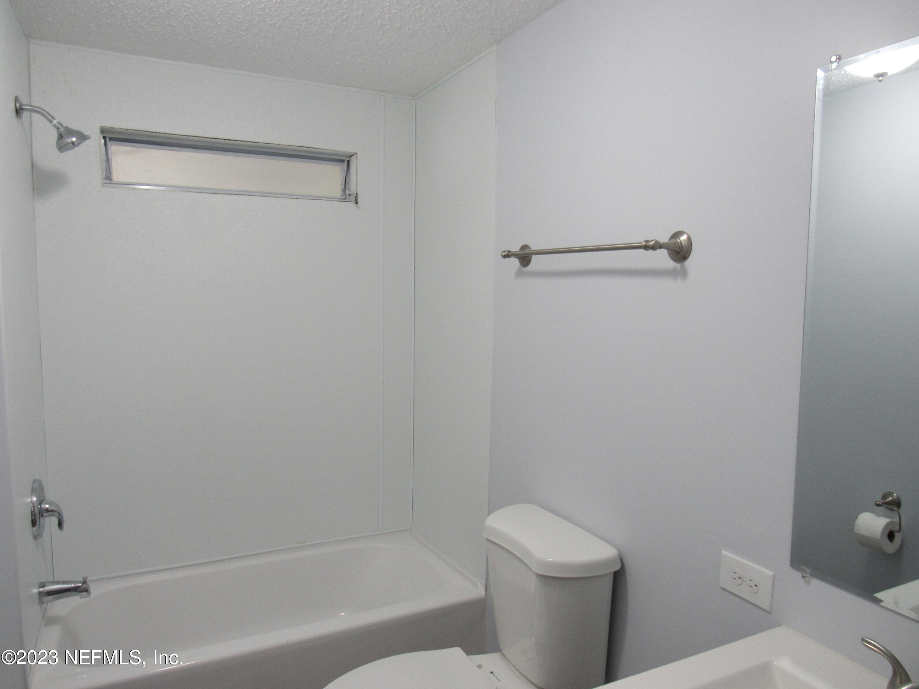 4042 Als Satch Road Middleburg, FL 32068 - Photo 13 of 25 HALL BATH