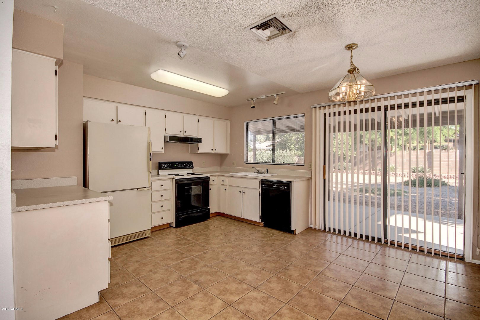 2920 East Wagoner Road Phoenix, AZ 85032 - Photo 5 of 19 Wagoner (7)