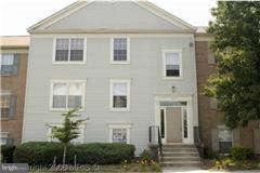 125 Fort Evans Road Southeast, Unit 122 Leesburg, VA 20175 - Photo 1 of 15 Main Exterior
