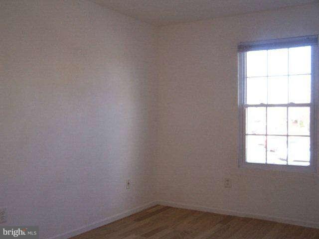 125 Fort Evans Road Southeast, Unit 122 Leesburg, VA 20175 - Photo 14 of 15 Bedroom