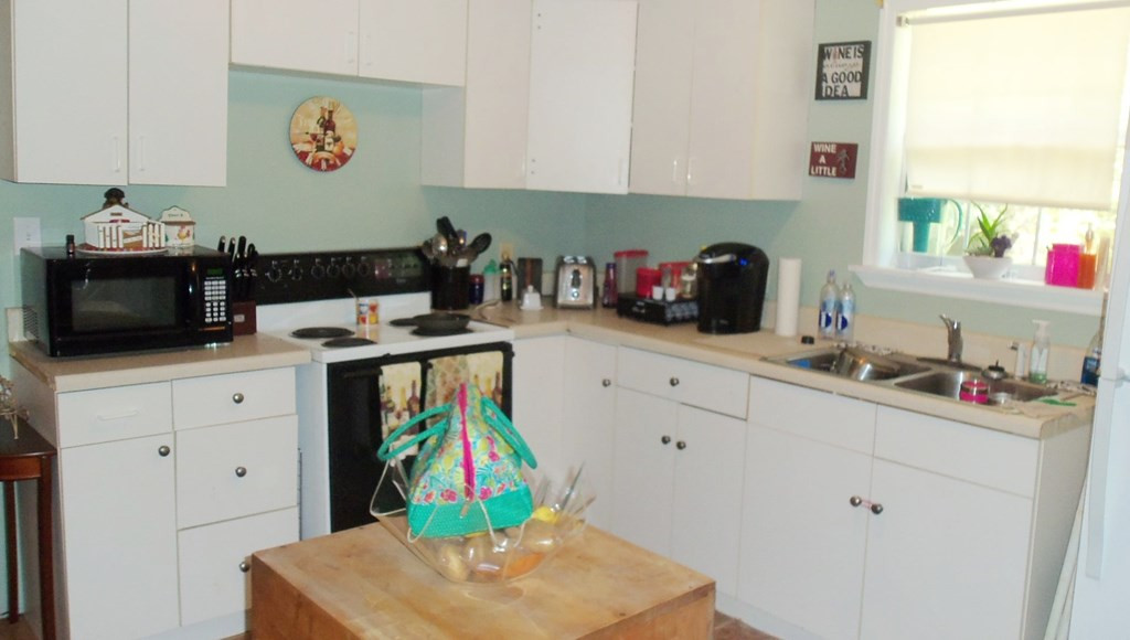 694 Byrd Road Harlem, GA 30814 - Photo 27 of 31 Cottage Kitchen