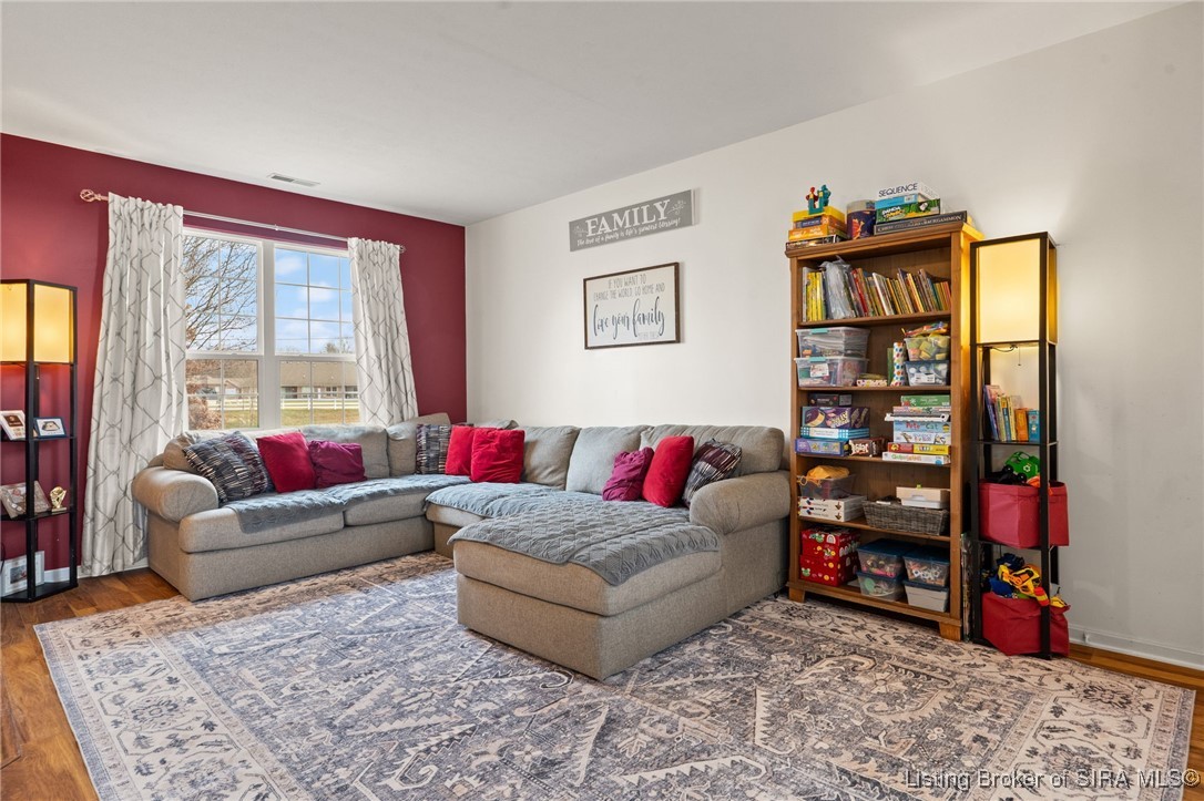 3159 Red Barn Loop Jeffersonville, IN 47130 - Photo 13 of 42