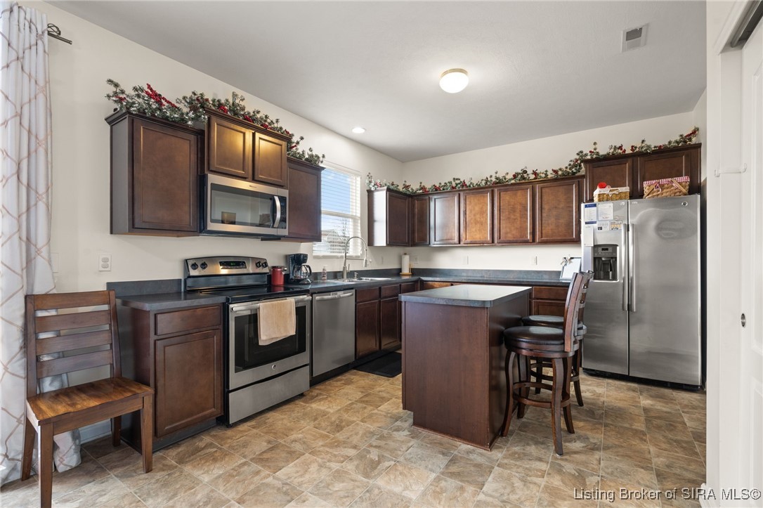 3159 Red Barn Loop Jeffersonville, IN 47130 - Photo 22 of 42