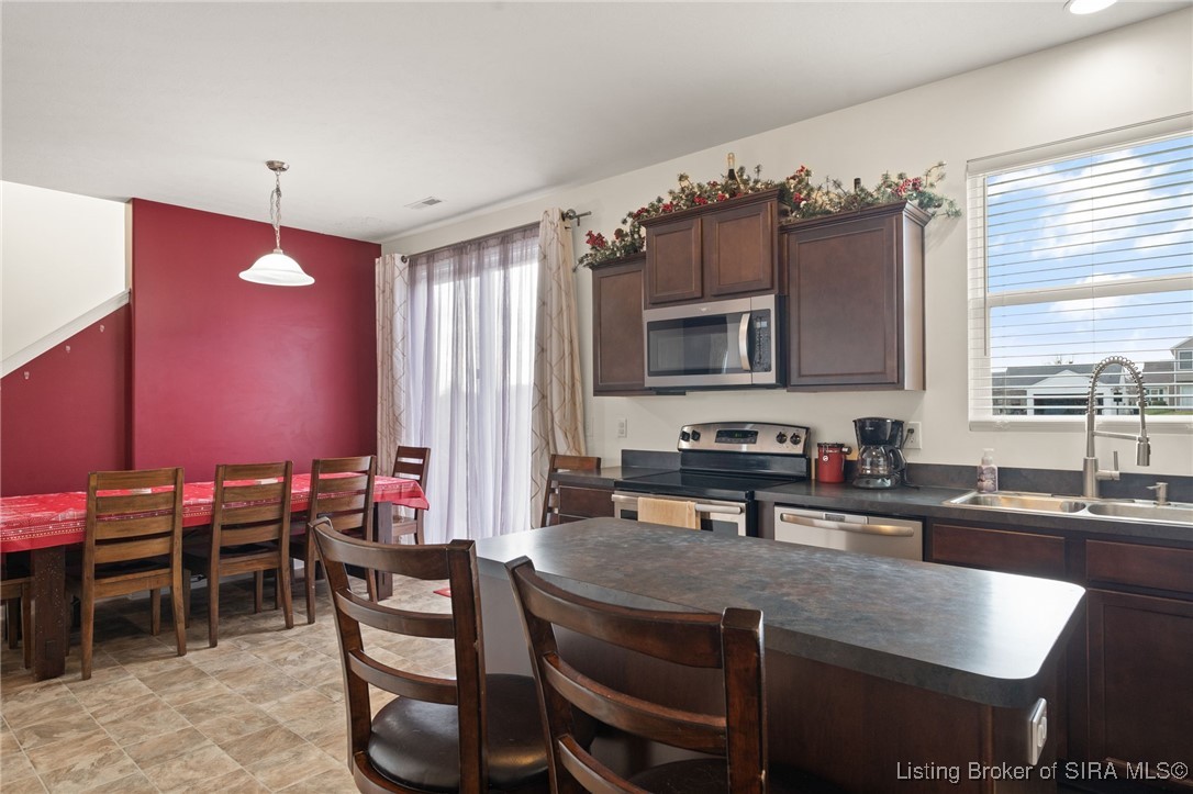 3159 Red Barn Loop Jeffersonville, IN 47130 - Photo 26 of 42