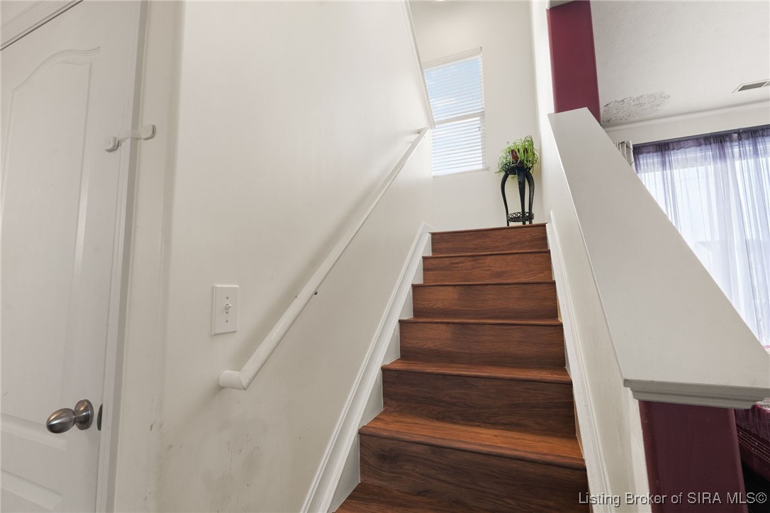 3159 Red Barn Loop Jeffersonville, IN 47130 - Photo 32 of 42