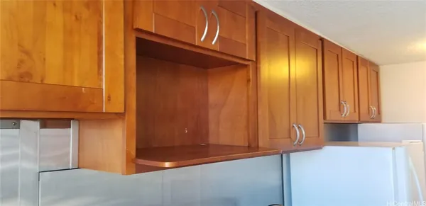 $2,300 | 1556 Piikoi Street, Unit 801, Honolulu, HI 96822