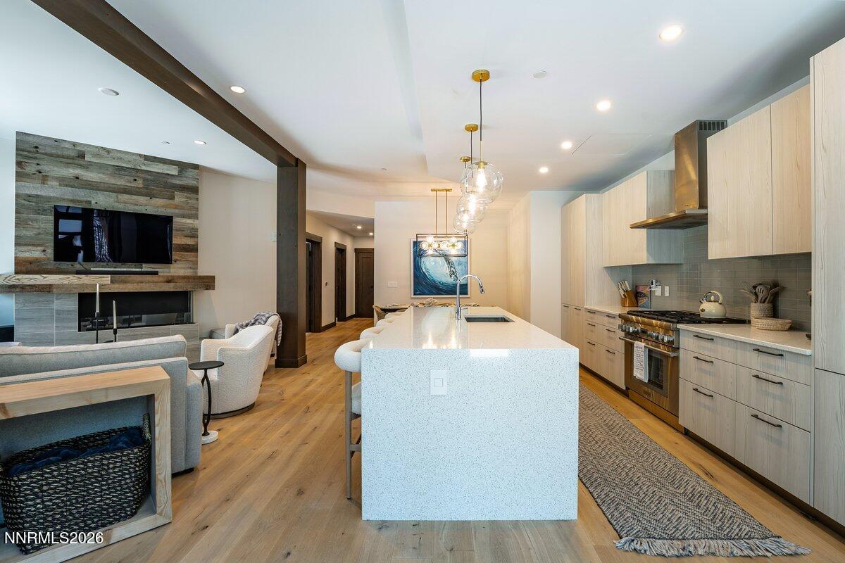 33 Beach Club Drive, Unit 502 Stateline, NV 89449 - Photo 21 of 43 024_tahoe_beach_club_502-24_530