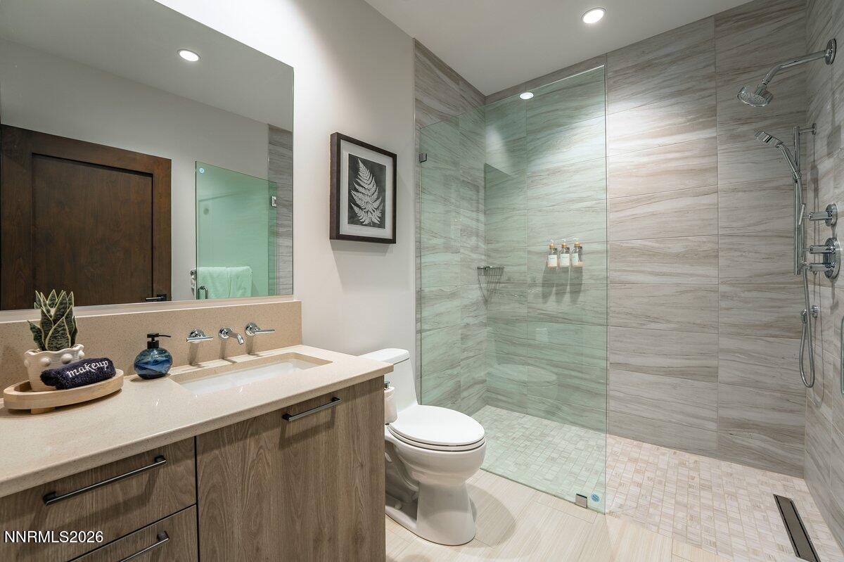 33 Beach Club Drive, Unit 502 Stateline, NV 89449 - Photo 38 of 43 042_tahoe_beach_club_502-42_132