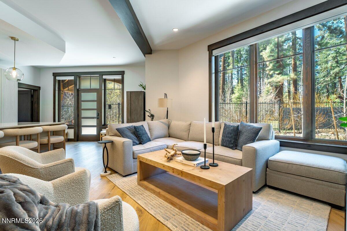 33 Beach Club Drive, Unit 502 Stateline, NV 89449 - Photo 8 of 43 013_tahoe_beach_club_502-13_709