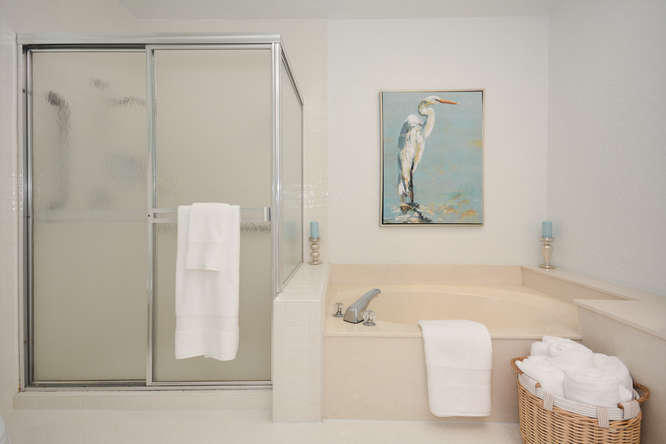 11138 Cloverleaf Circle Boca Raton, FL 33428 - Photo 18 of 38 Master Bathroom