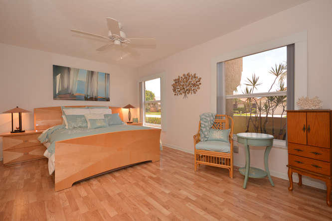 11138 Cloverleaf Circle Boca Raton, FL 33428 - Photo 20 of 38 Bedroom
