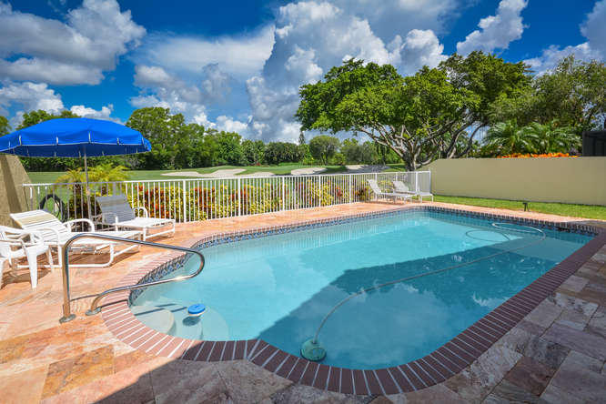 11138 Cloverleaf Circle Boca Raton, FL 33428 - Photo 26 of 38 Pool