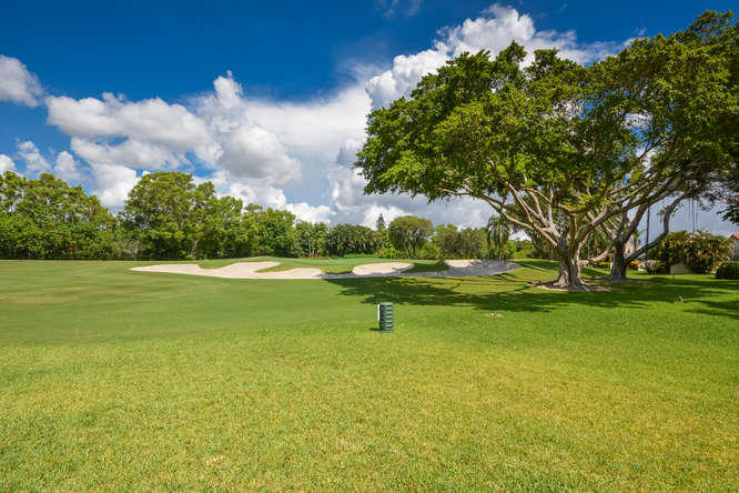 11138 Cloverleaf Circle Boca Raton, FL 33428 - Photo 30 of 38 Golf course