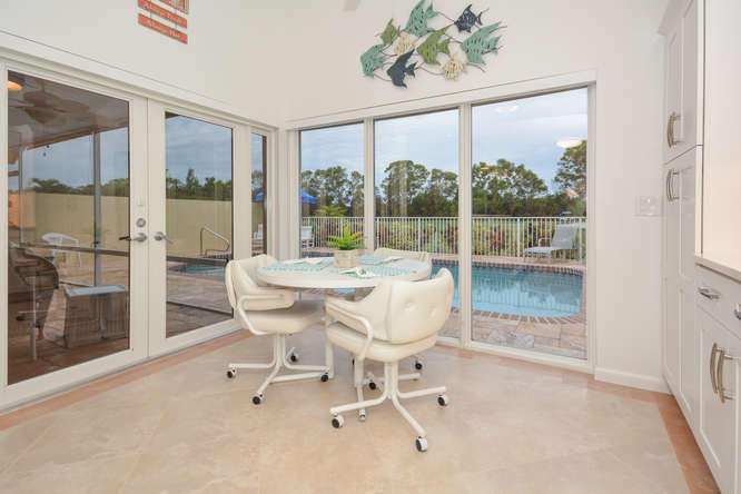 11138 Cloverleaf Circle Boca Raton, FL 33428 - Photo 10 of 38 Eat-in Kitchen