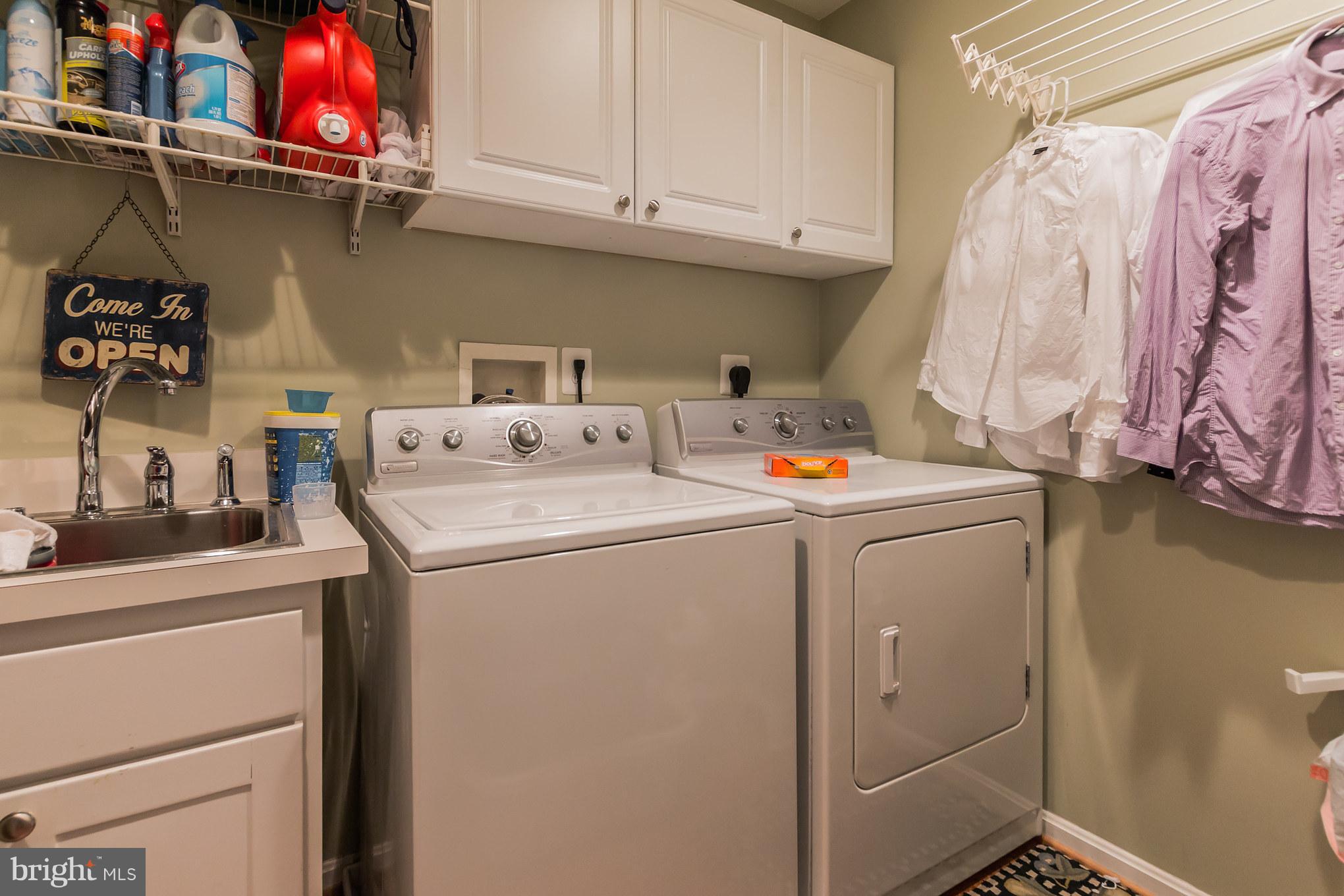 15913 Green Meadow Road Gaithersburg, MD 20878 - Photo 12 of 30 Laundry w Sink