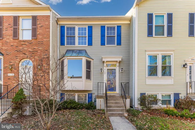 $2,950 | 6108 Joust Lane, Alexandria, VA 22315