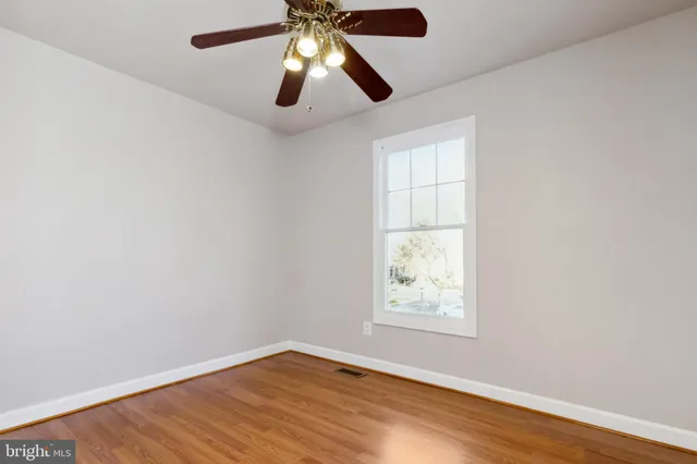 $2,950 | 6108 Joust Lane, Alexandria, VA 22315