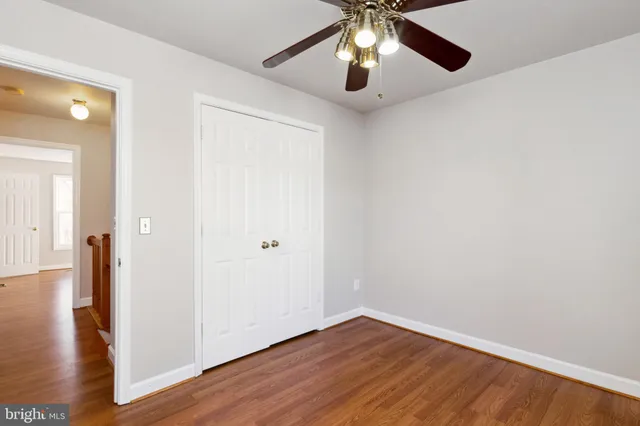 $2,950 | 6108 Joust Lane, Alexandria, VA 22315