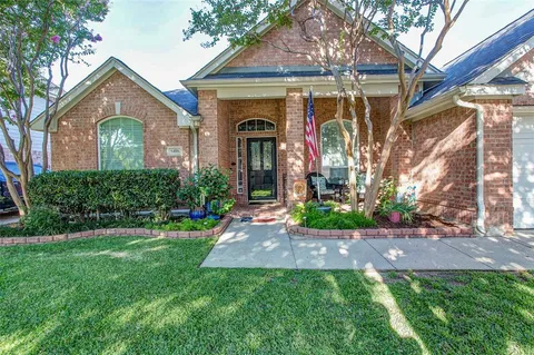 $495,000 | 6416 Windwood Court, Fort Worth, TX 76132