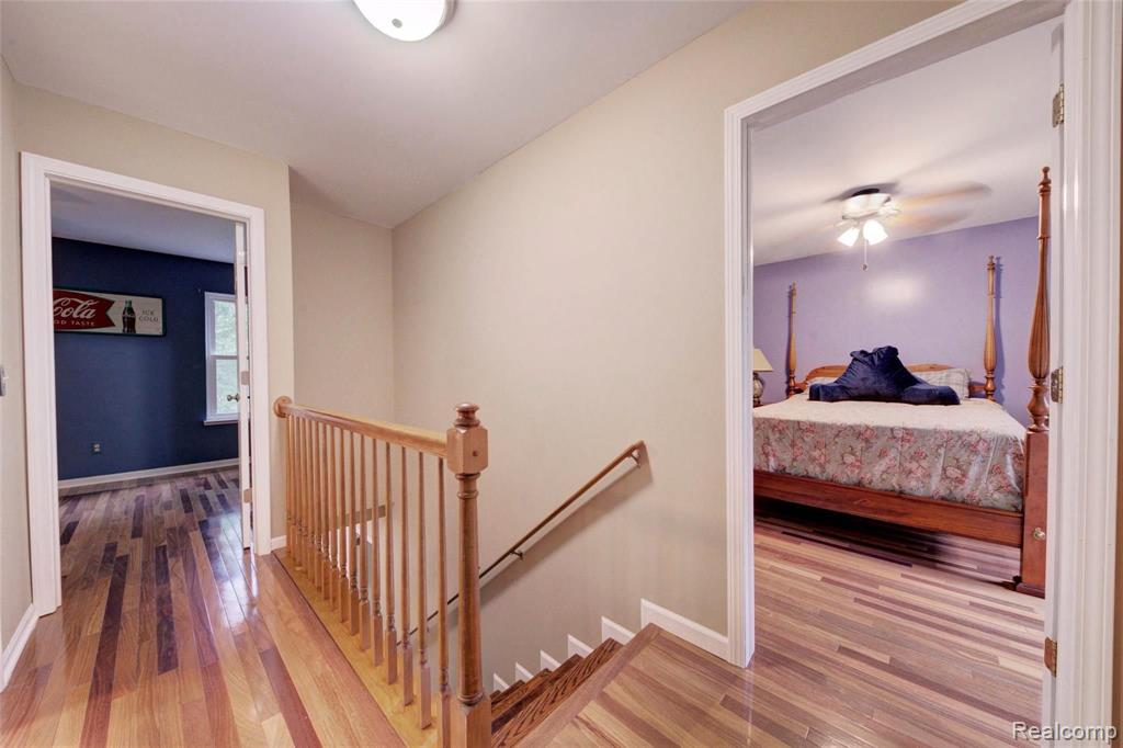 8164 Rattalee Lake Road Clarkston, MI 48348 - Photo 42 of 96