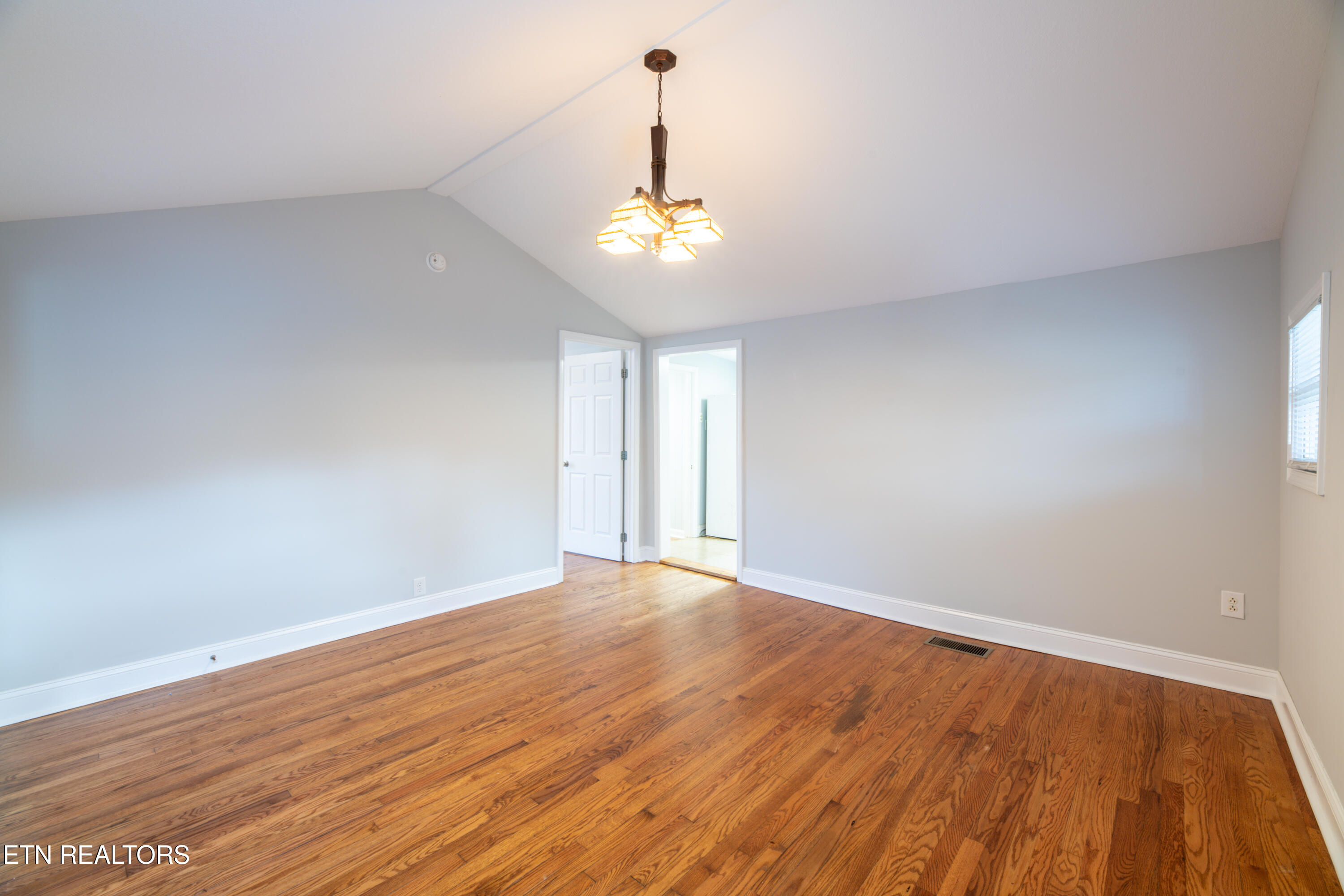 1602 Berry Rd-18
