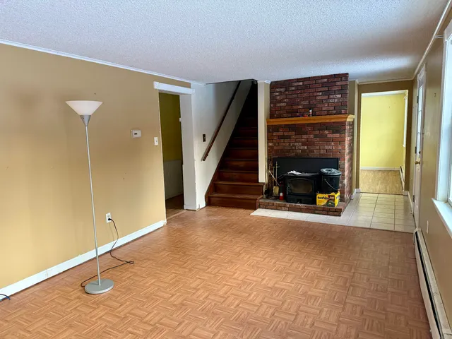 $499,900 | 29 Quaker Lane, Barrington, NH 03825