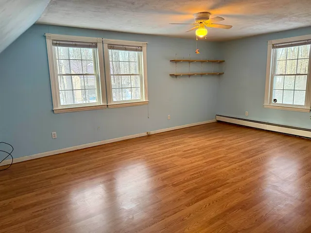 $499,900 | 29 Quaker Lane, Barrington, NH 03825