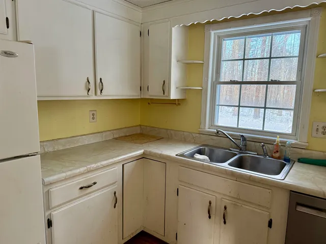 $499,900 | 29 Quaker Lane, Barrington, NH 03825