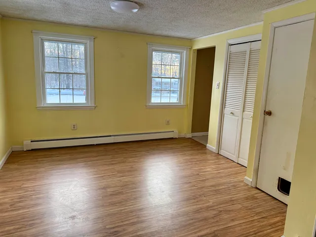 $499,900 | 29 Quaker Lane, Barrington, NH 03825