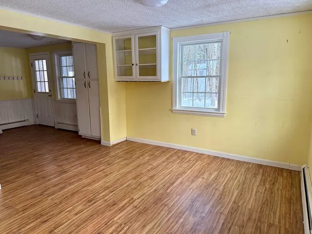 $499,900 | 29 Quaker Lane, Barrington, NH 03825