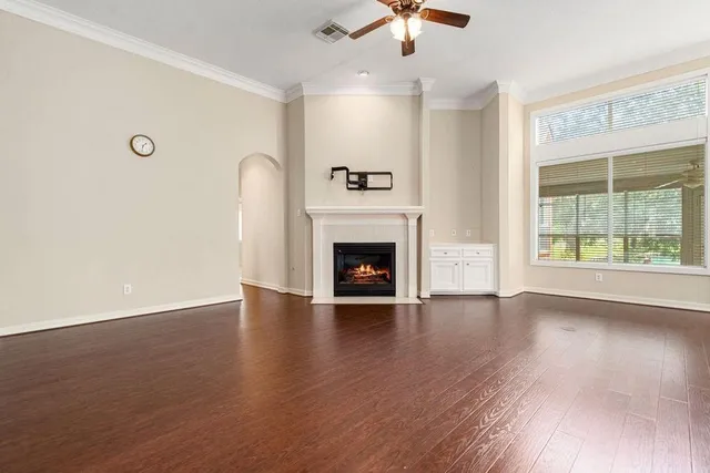 $624,900 | 422 Bay Bridge Drive, Sugar Land, TX 77478