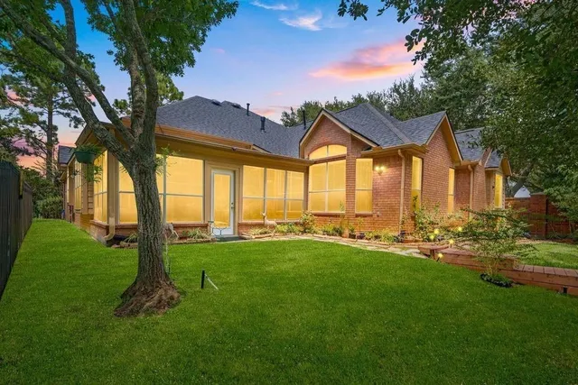 $624,900 | 422 Bay Bridge Drive, Sugar Land, TX 77478