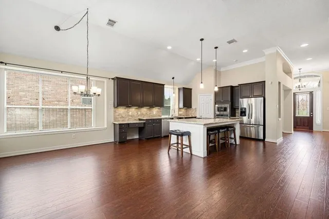 $624,900 | 422 Bay Bridge Drive, Sugar Land, TX 77478