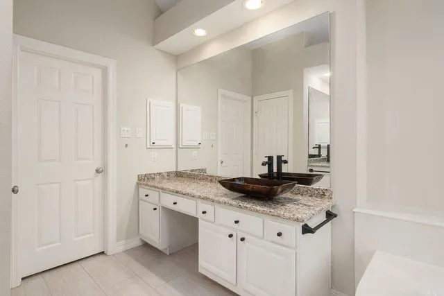 $624,900 | 422 Bay Bridge Drive, Sugar Land, TX 77478