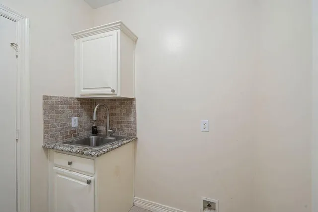 $624,900 | 422 Bay Bridge Drive, Sugar Land, TX 77478