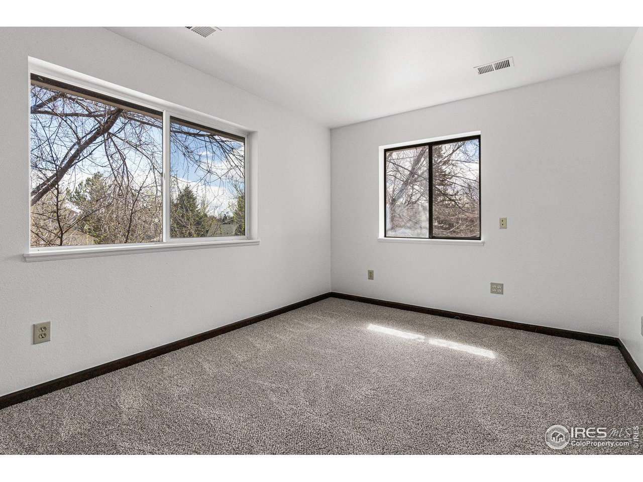 4640 Portside Way Boulder, CO 80301 - Photo 22 of 35 a view of empty room with window