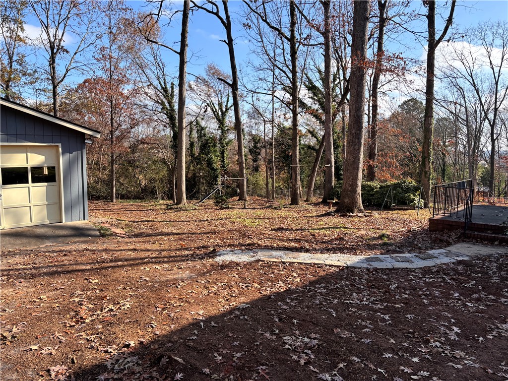 211 Heather Drive Clemson, SC 29630 - Photo 3 of 18