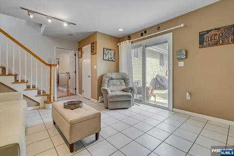 $849,000 | 40 Catherine Court, Cedar Grove, NJ 07009