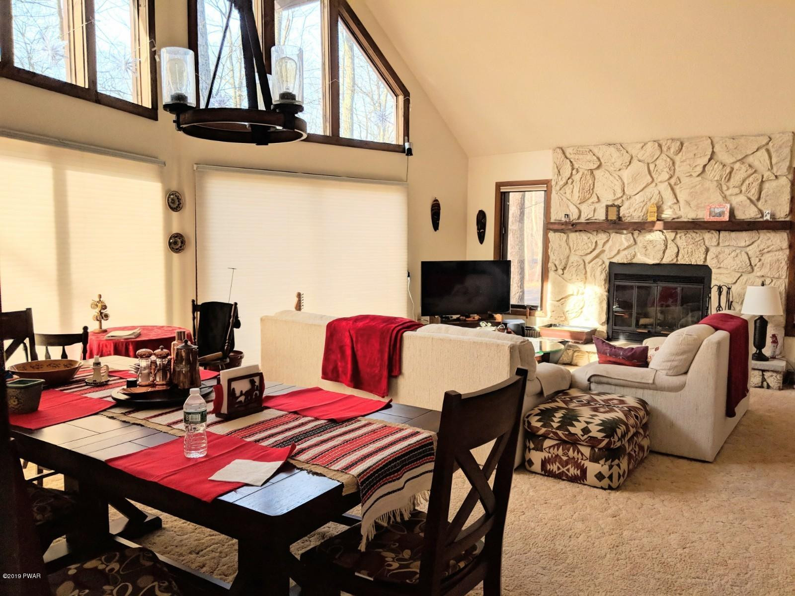 307 Maple Ridge Drive Hawley, PA 18428 - Photo 17 of 36 DINING AREA (2)