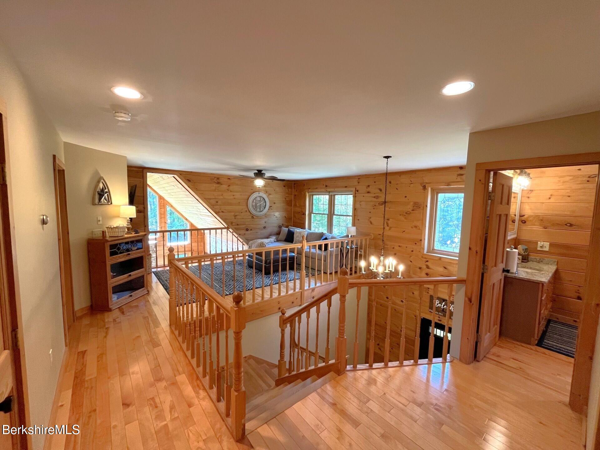 1020 Cascade Street Pittsfield, MA 01201 - Photo 32 of 75 upstairs