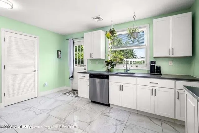 $3,300 | 109 Main Street, Toms River, NJ 08757