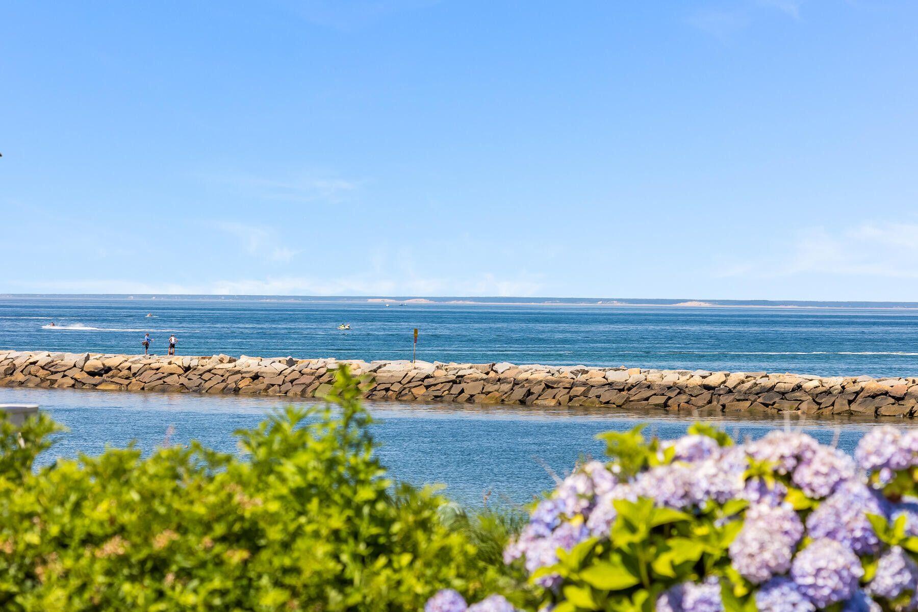 12 Paddocks Path East Dennis, MA 02638 - Photo 15 of 64 3