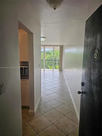 $2,340 | 2150 Southwest 16th Avenue, Unit 406, Miami, FL 33145