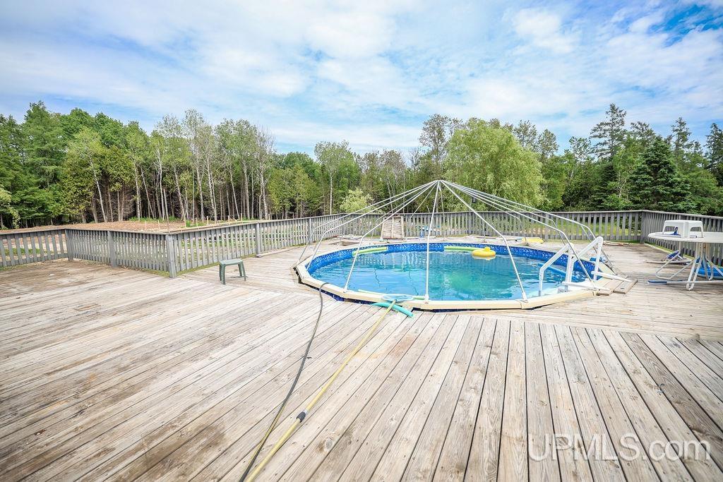 5626 River Road Manistique, MI 49854 - Photo 16 of 69
