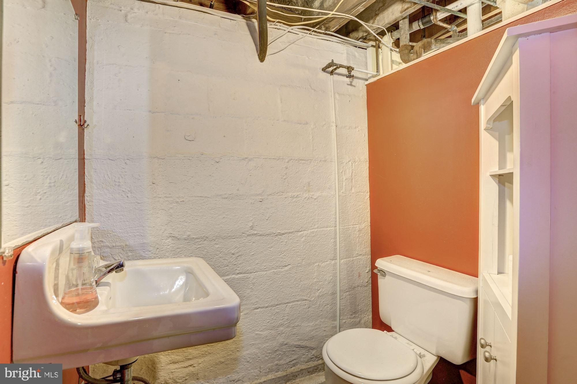 1105 Dryden Street Silver Spring, MD 20901 - Photo 41 of 48 Half bathroom in basement!