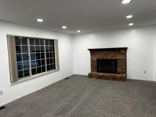 $2,700 | Undisclosed Address, Canton, MI 48187