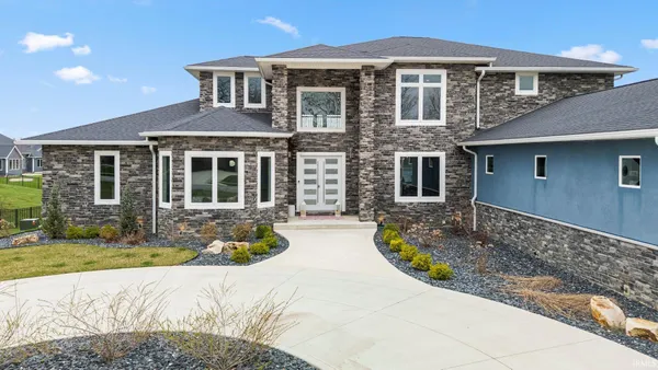 $1,290,000 | 13777 Aslan Passage, Fort Wayne, IN 46845