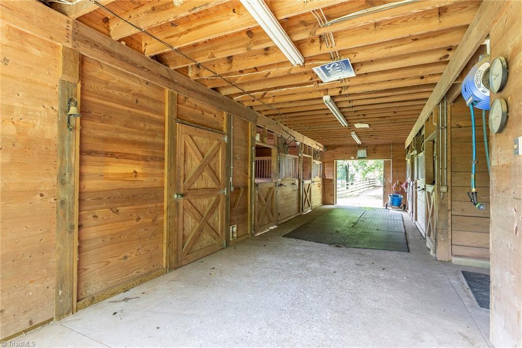 7831 Alcorn Road Oak Ridge, NC 27310 - Photo 26 of 29